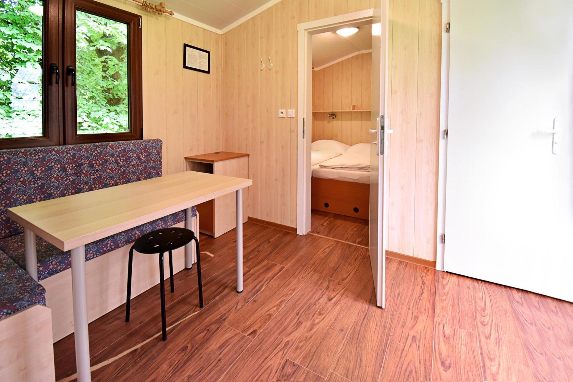 Apartmany & Kemp Sazavsky Ostrov Сазава Екстер'єр фото